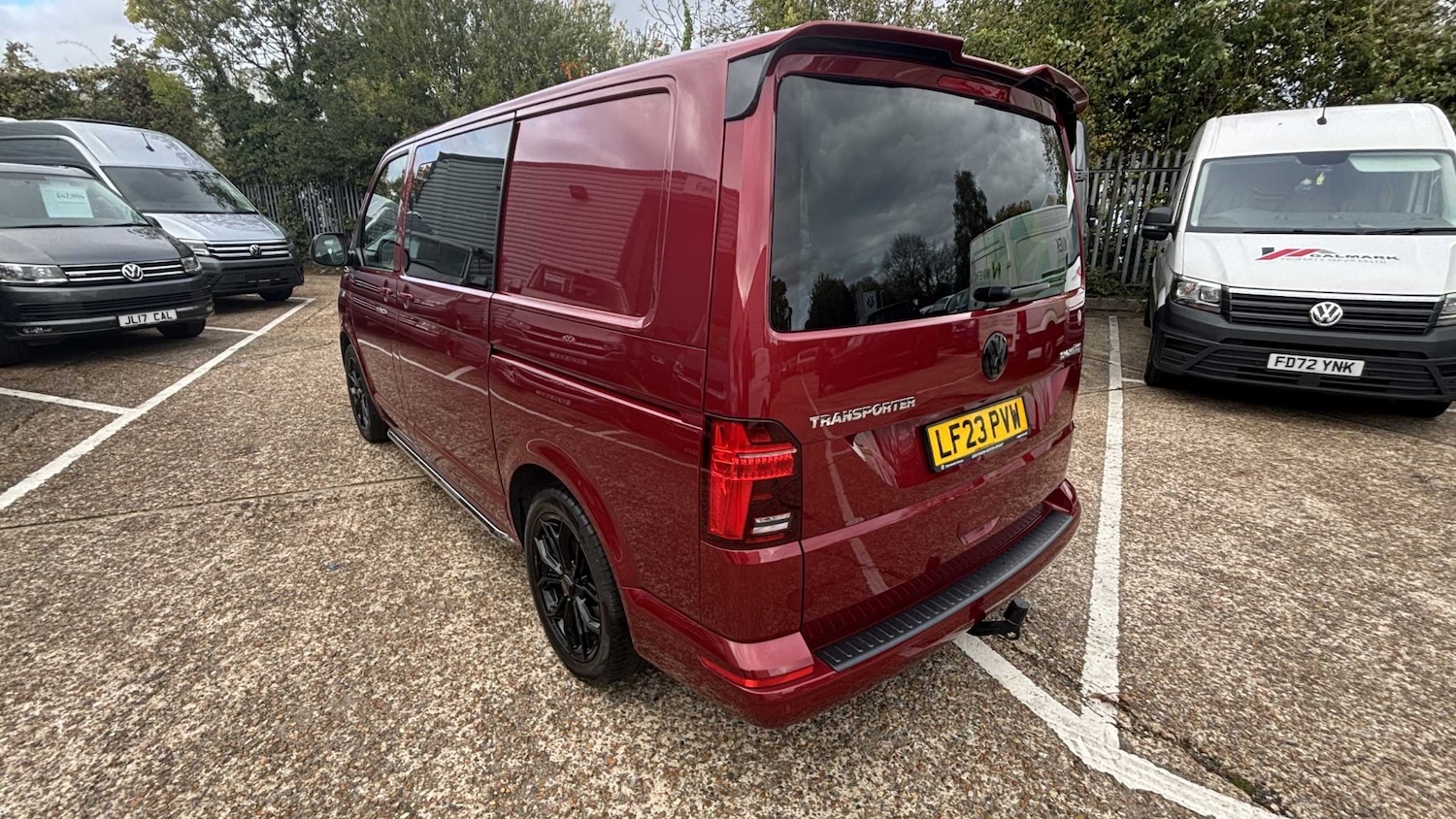 Used Volkswagen Transporter 2023 for sale - 76352704: Photo 2