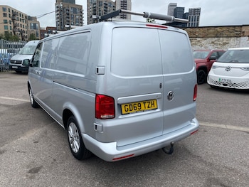 Used Volkswagen Transporter 2020 for sale - 75637832: Photo