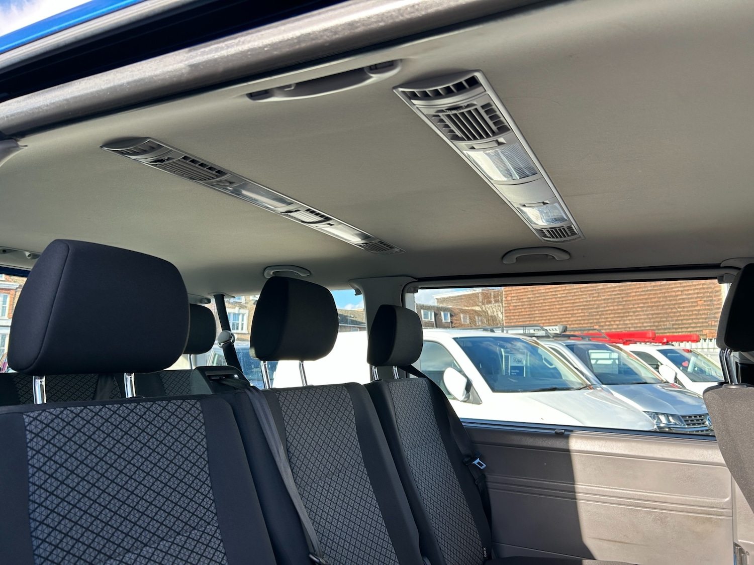 Used Volkswagen Transporter Shuttle 2020 for sale - 77336297: Photo 13