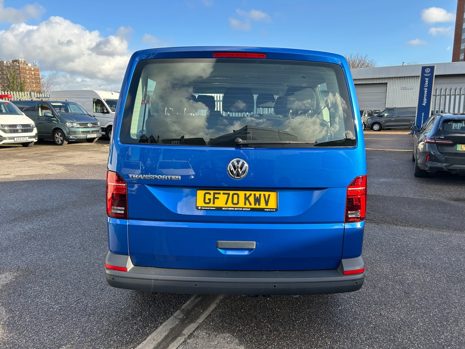 Used Volkswagen Transporter Shuttle 2020 for sale - 77336297: Photo 4