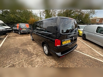 Used Volkswagen Transporter 2021 for sale - 76488650: Photo