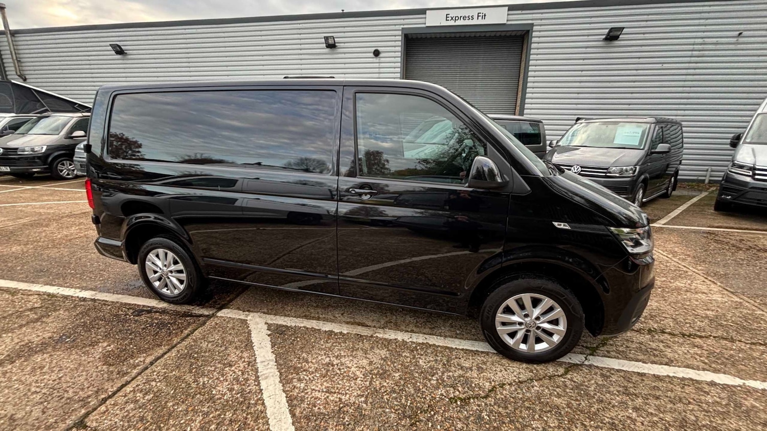 Used Volkswagen Transporter 2021 for sale - 76488650: Photo 4