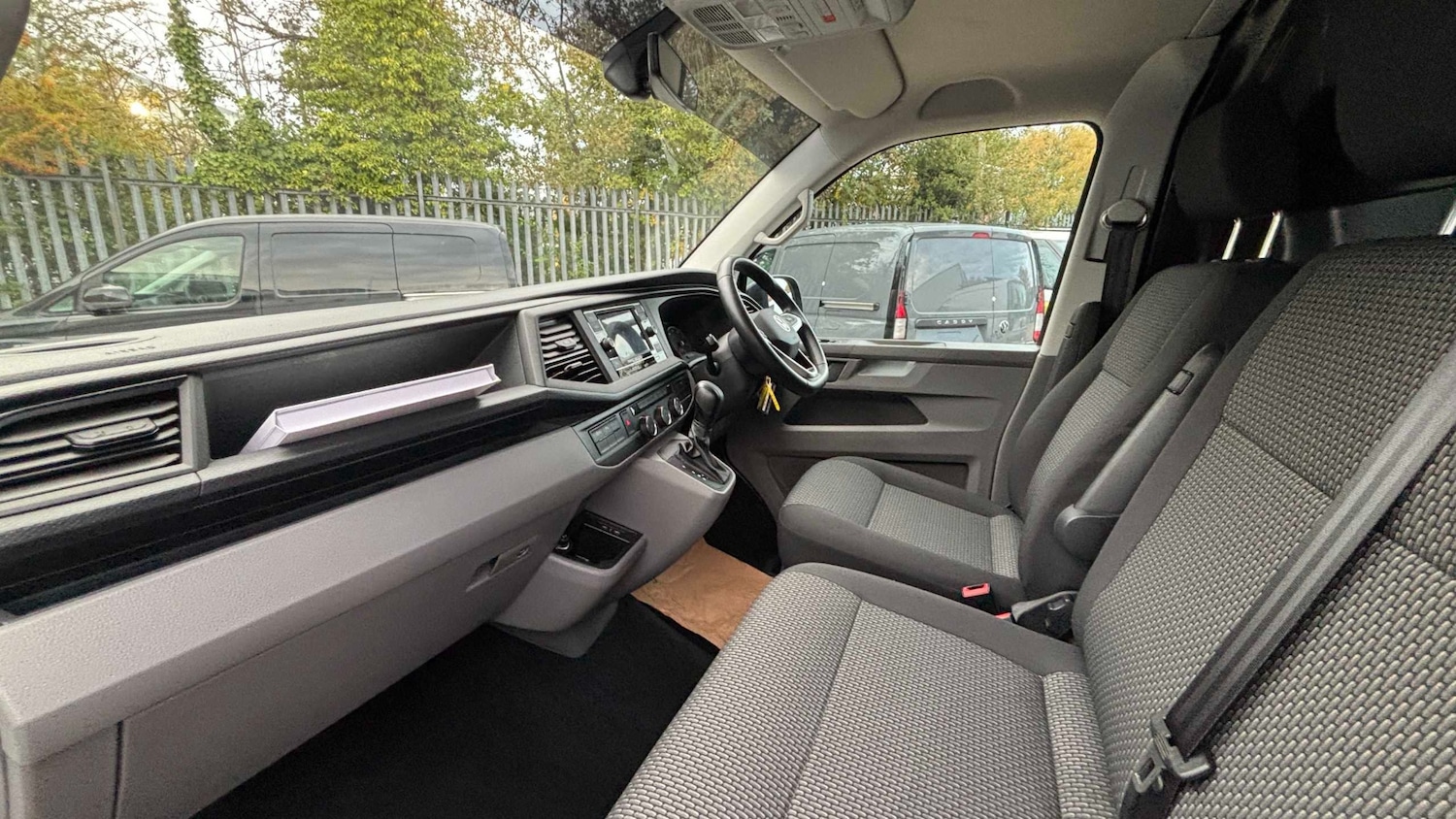 Used Volkswagen Transporter 2021 for sale - 76488650: Photo 9