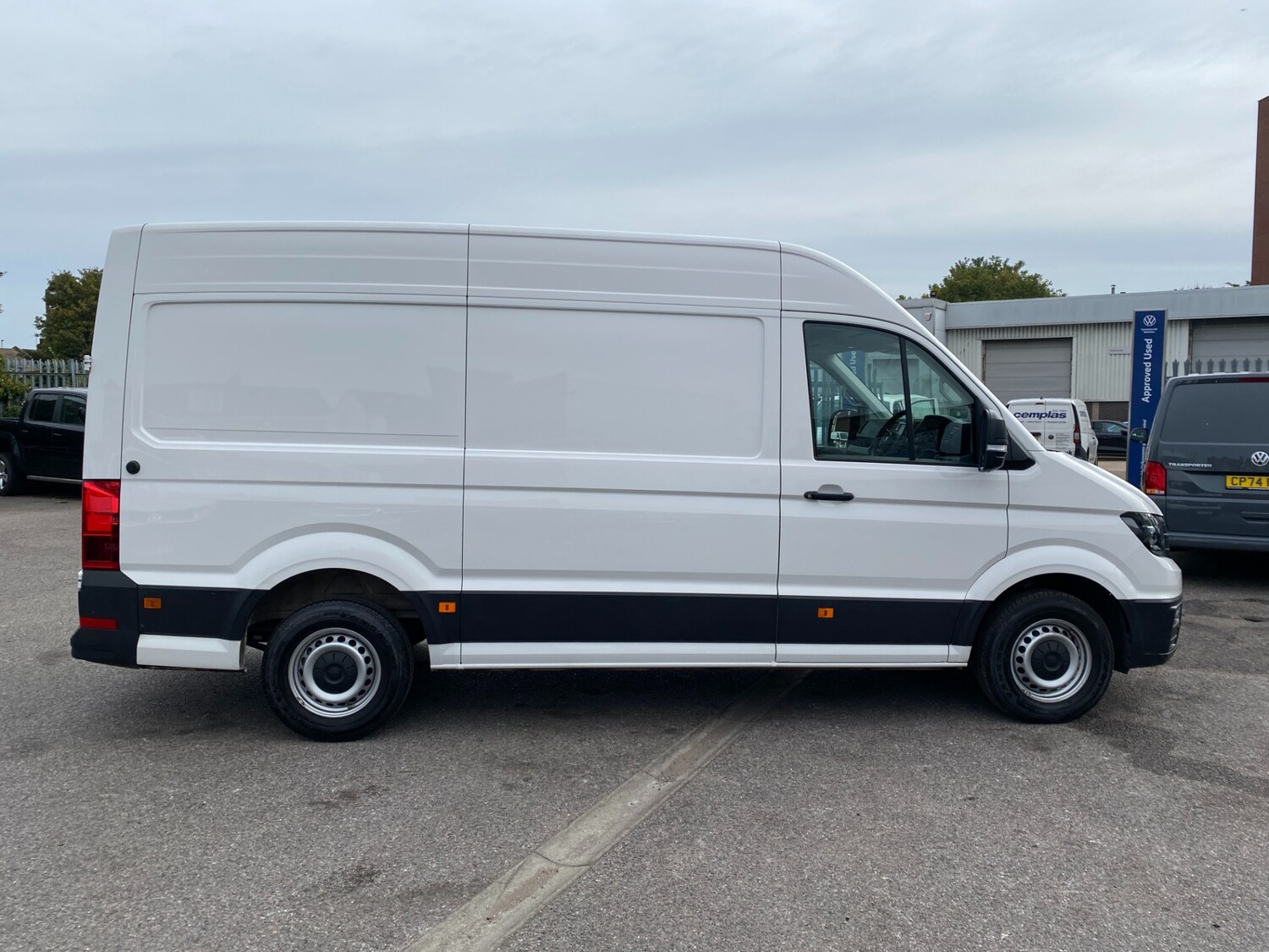 Used Volkswagen Crafter 2024 for sale - 76220400: Photo 6