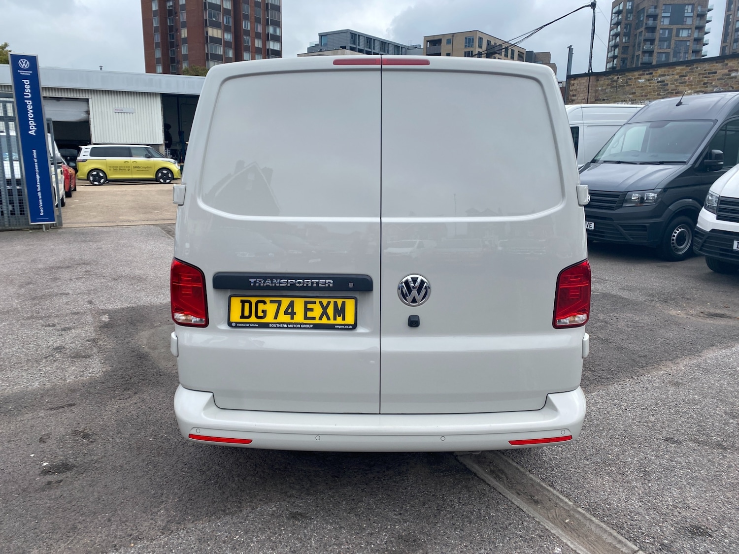 Used Volkswagen Transporter 2024 for sale - 76220503: Photo 4