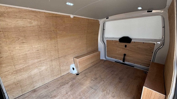Used Volkswagen Transporter 2024 for sale - 75118121: Photo 13
