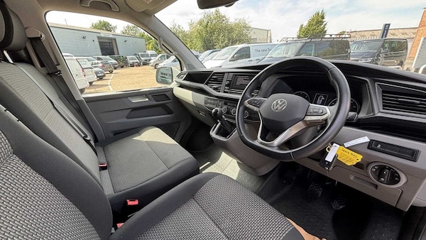 Used Volkswagen Transporter 2024 for sale - 75118121: Photo 4