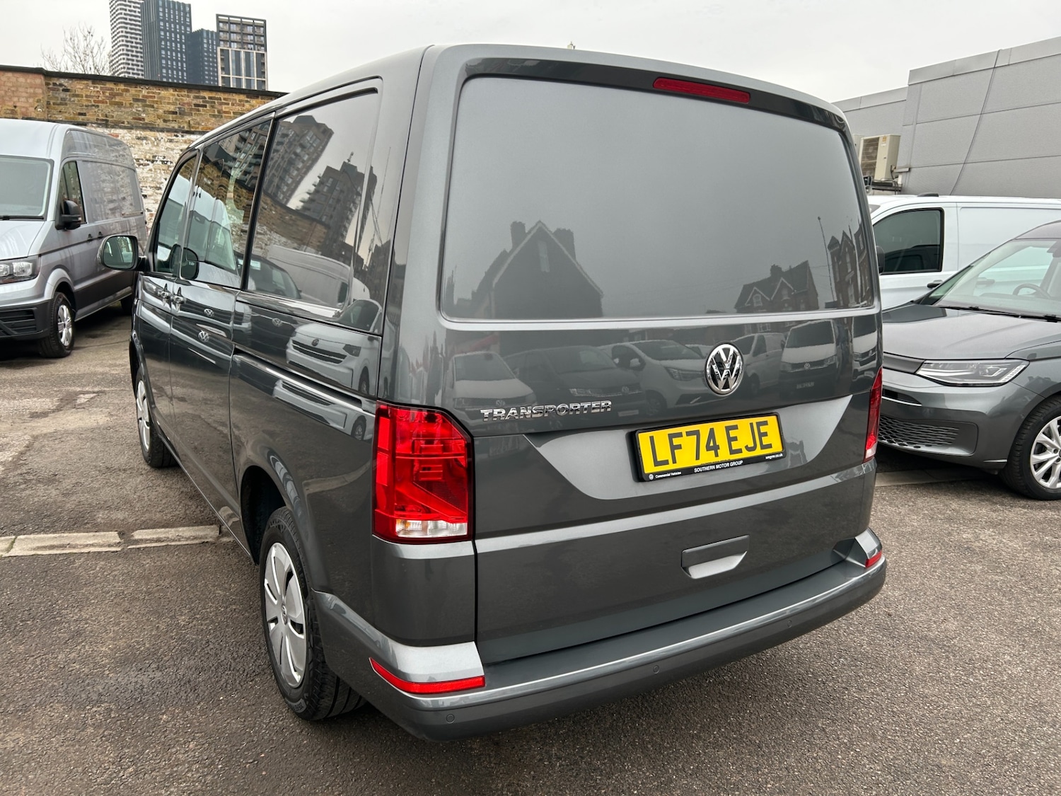 Used Volkswagen Transporter 2024 for sale - 76971547: Photo 7