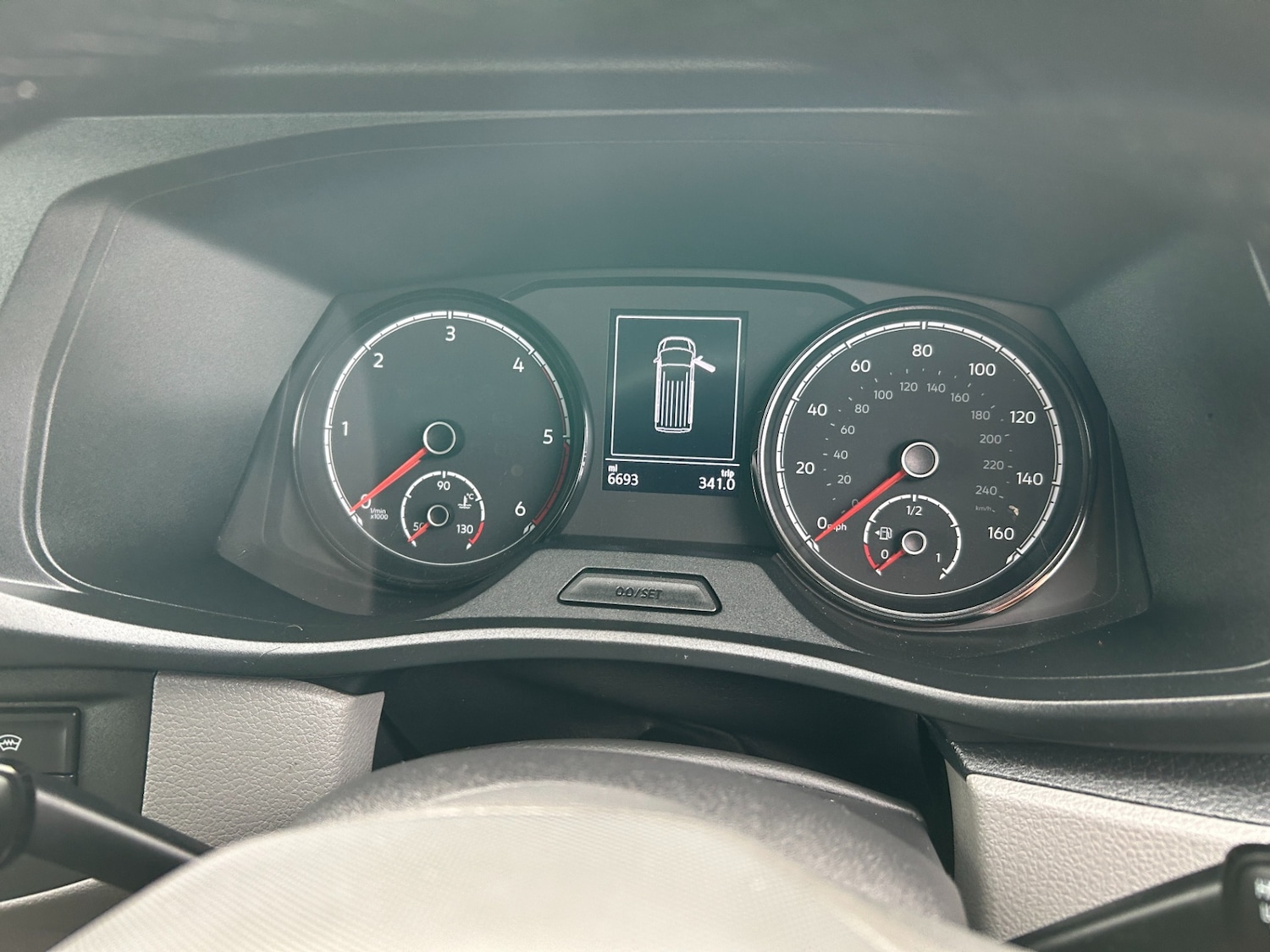 Used Volkswagen Transporter 2024 for sale - 76402283: Photo 10