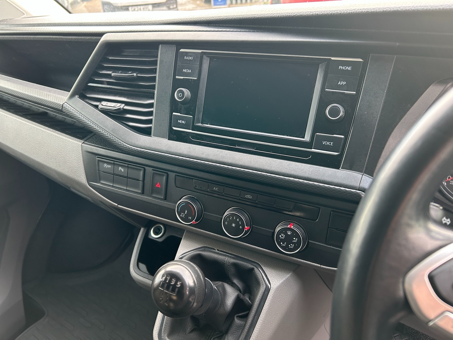 Used Volkswagen Transporter 2023 for sale - 77258013: Photo 11