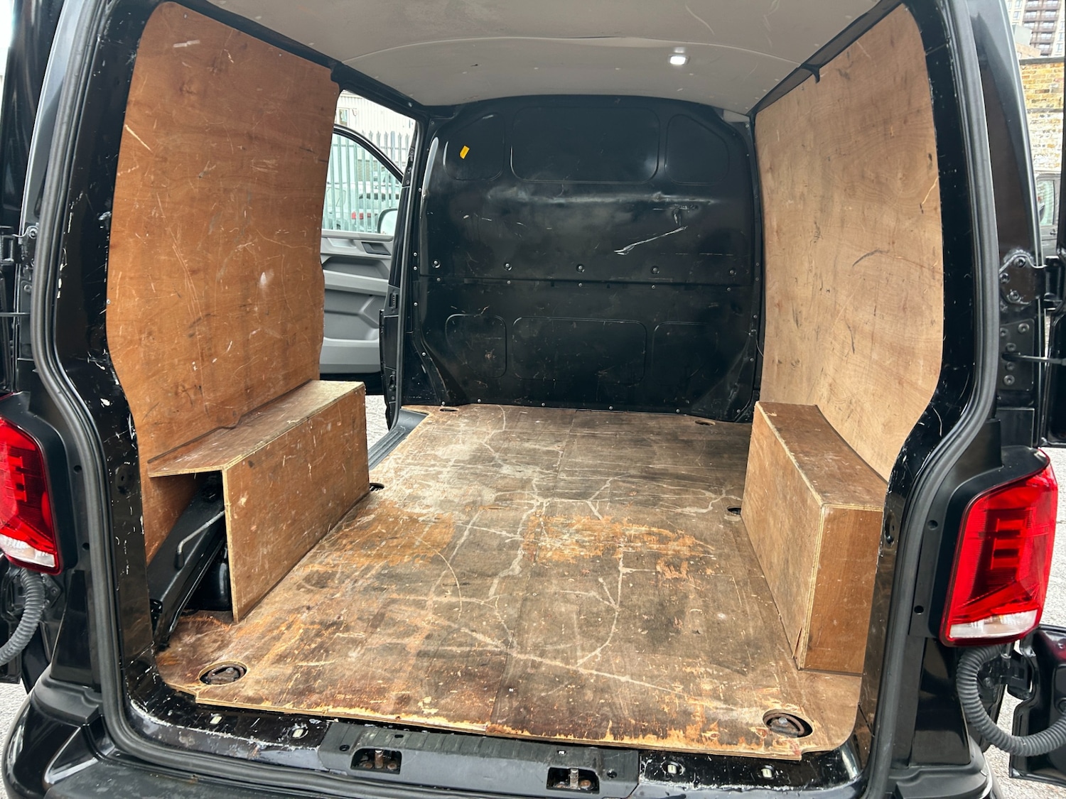 Used Volkswagen Transporter 2023 for sale - 77258013: Photo 19