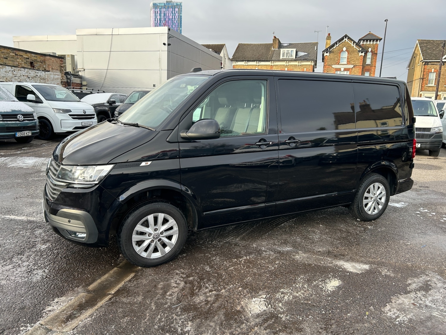 Used Volkswagen Transporter 2023 for sale - 77258013: Photo 5