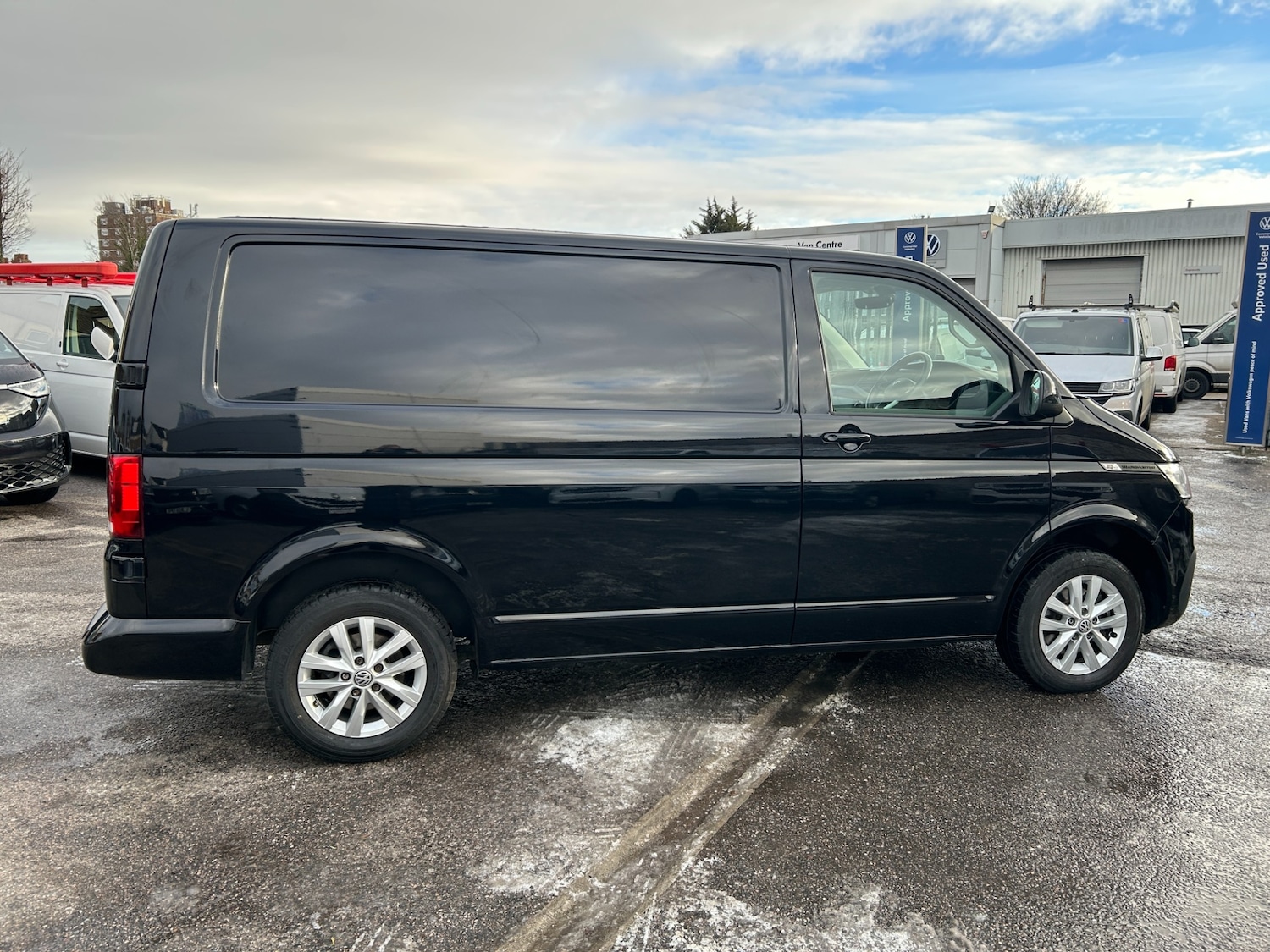 Used Volkswagen Transporter 2023 for sale - 77258013: Photo 6