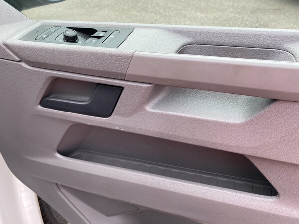 Used Volkswagen Transporter 2022 for sale - 75637823: Photo 11