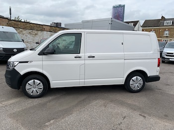 Used Volkswagen Transporter 2022 for sale - 75637823: Photo