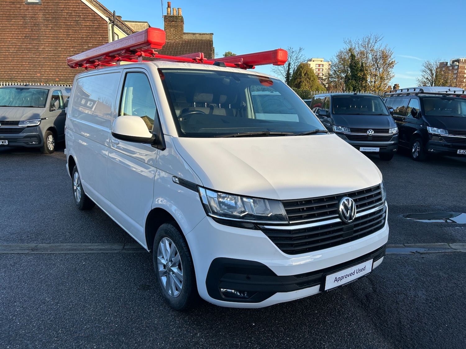 Used Volkswagen Transporter 2021 for sale - 77336327: Photo 1