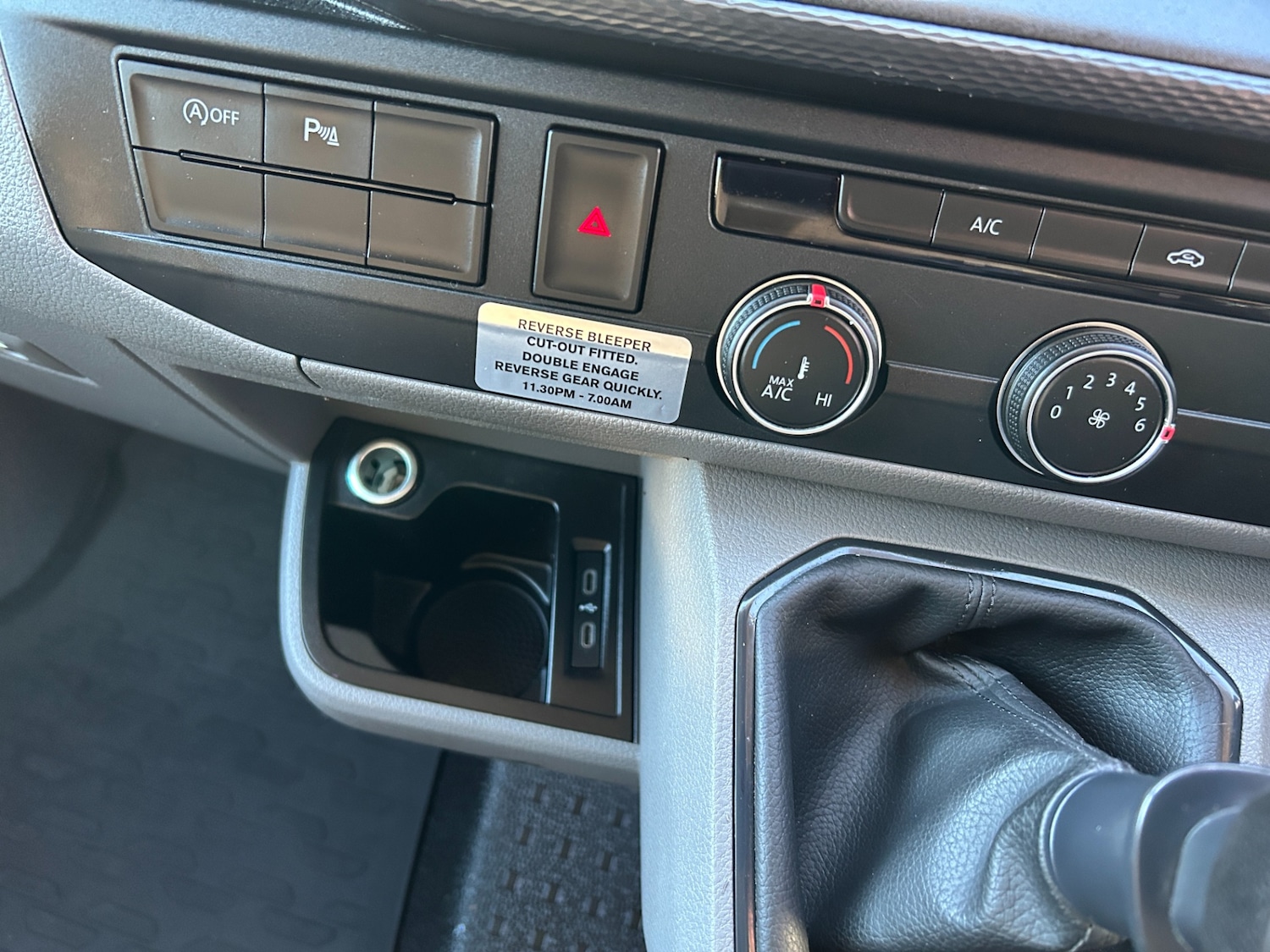 Used Volkswagen Transporter 2021 for sale - 77336327: Photo 15