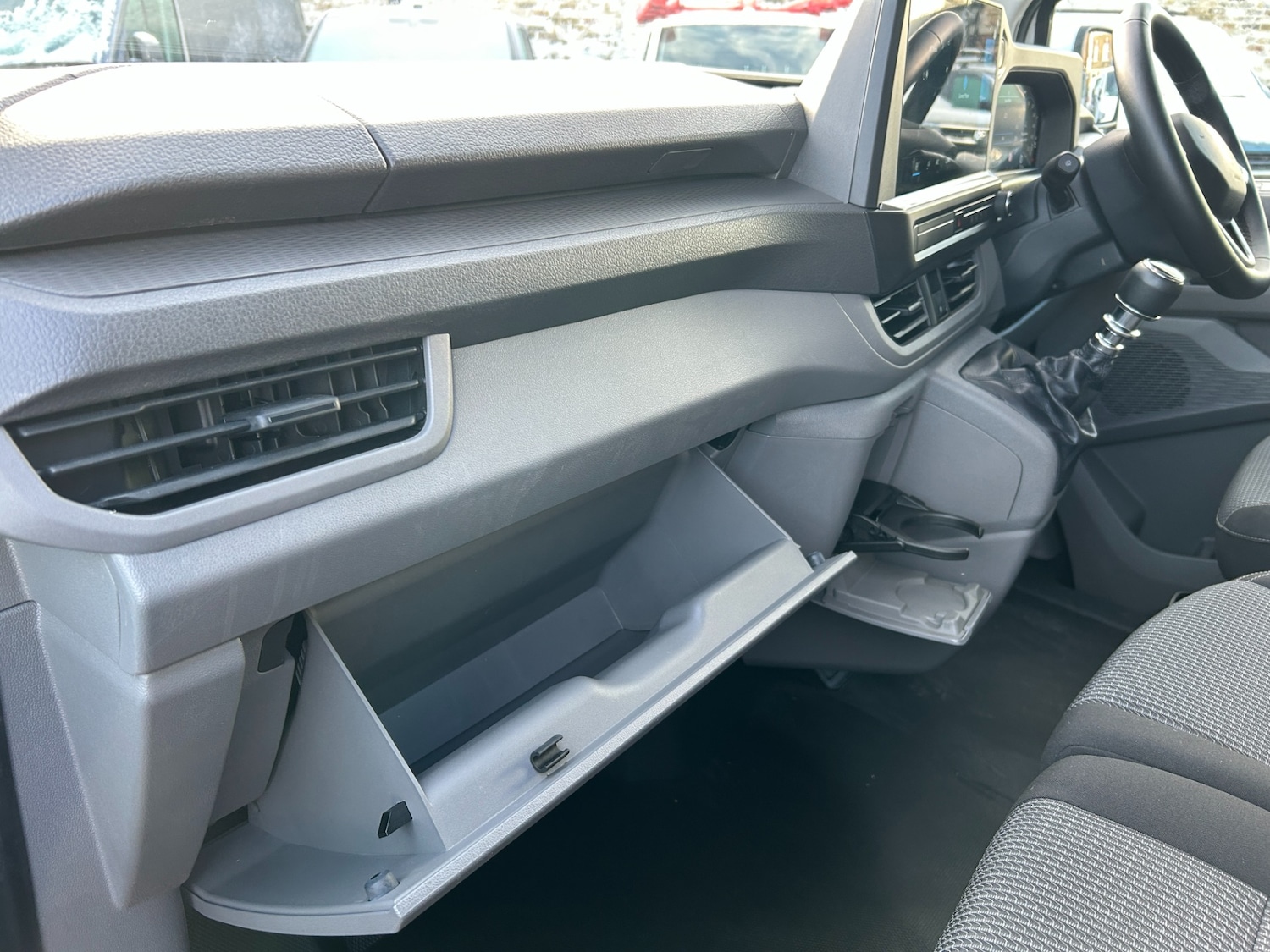 Used Volkswagen Transporter 2025 for sale - 77258082: Photo 12