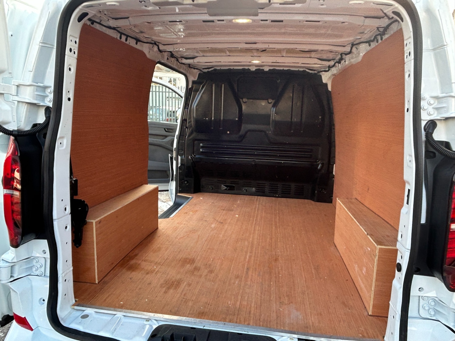 Used Volkswagen Transporter 2025 for sale - 77258082: Photo 20