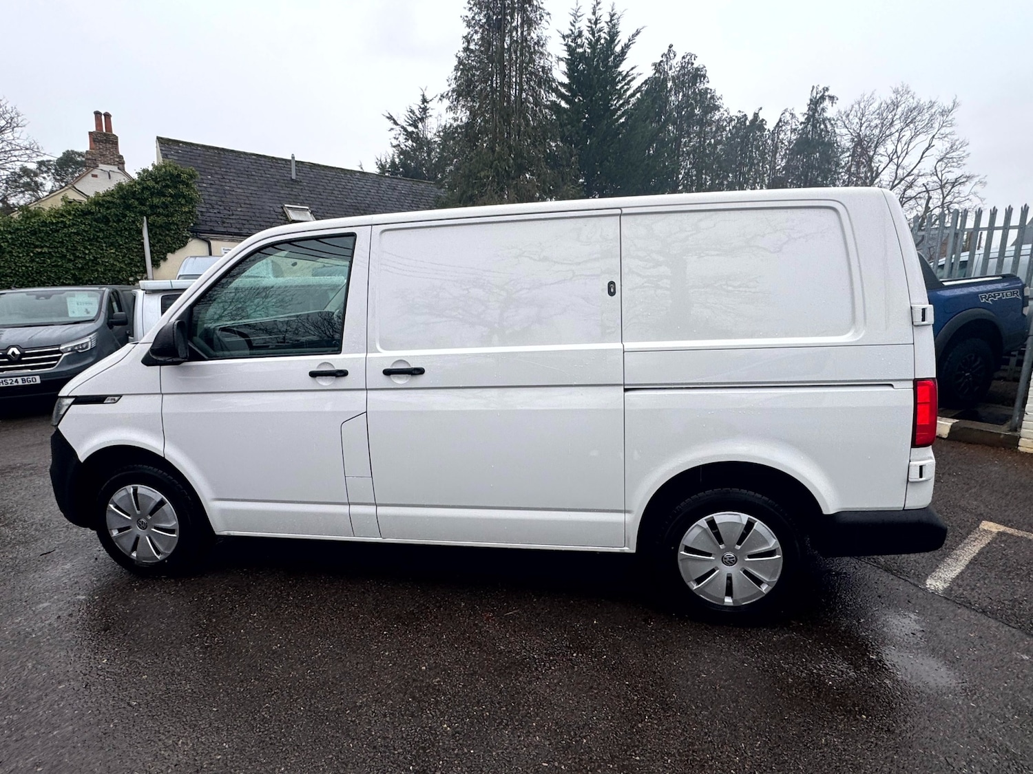 Used Volkswagen Transporter 2021 for sale - 77258103: Photo 11