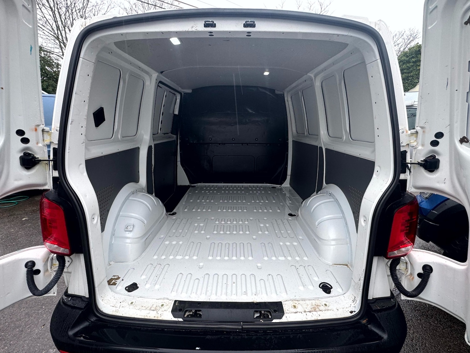 Used Volkswagen Transporter 2021 for sale - 77258103: Photo 17