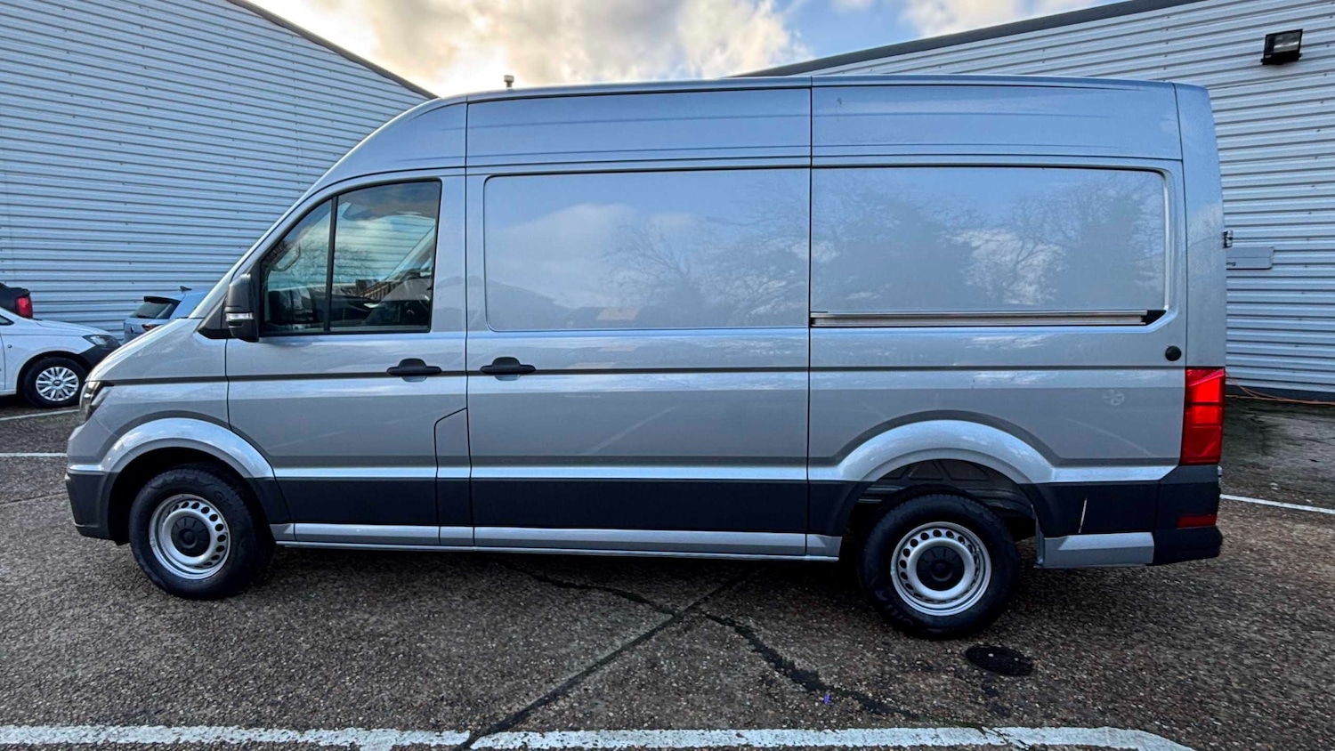 Used Volkswagen Crafter 2025 for sale - 77311121: Photo 6