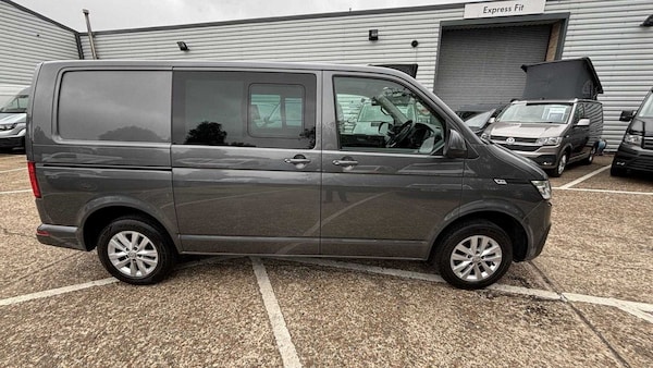 Used Volkswagen Transporter 2024 for sale - 75469157: Photo 2