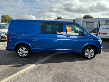 Used Volkswagen Transporter 2024 for sale - 76404509: Photo