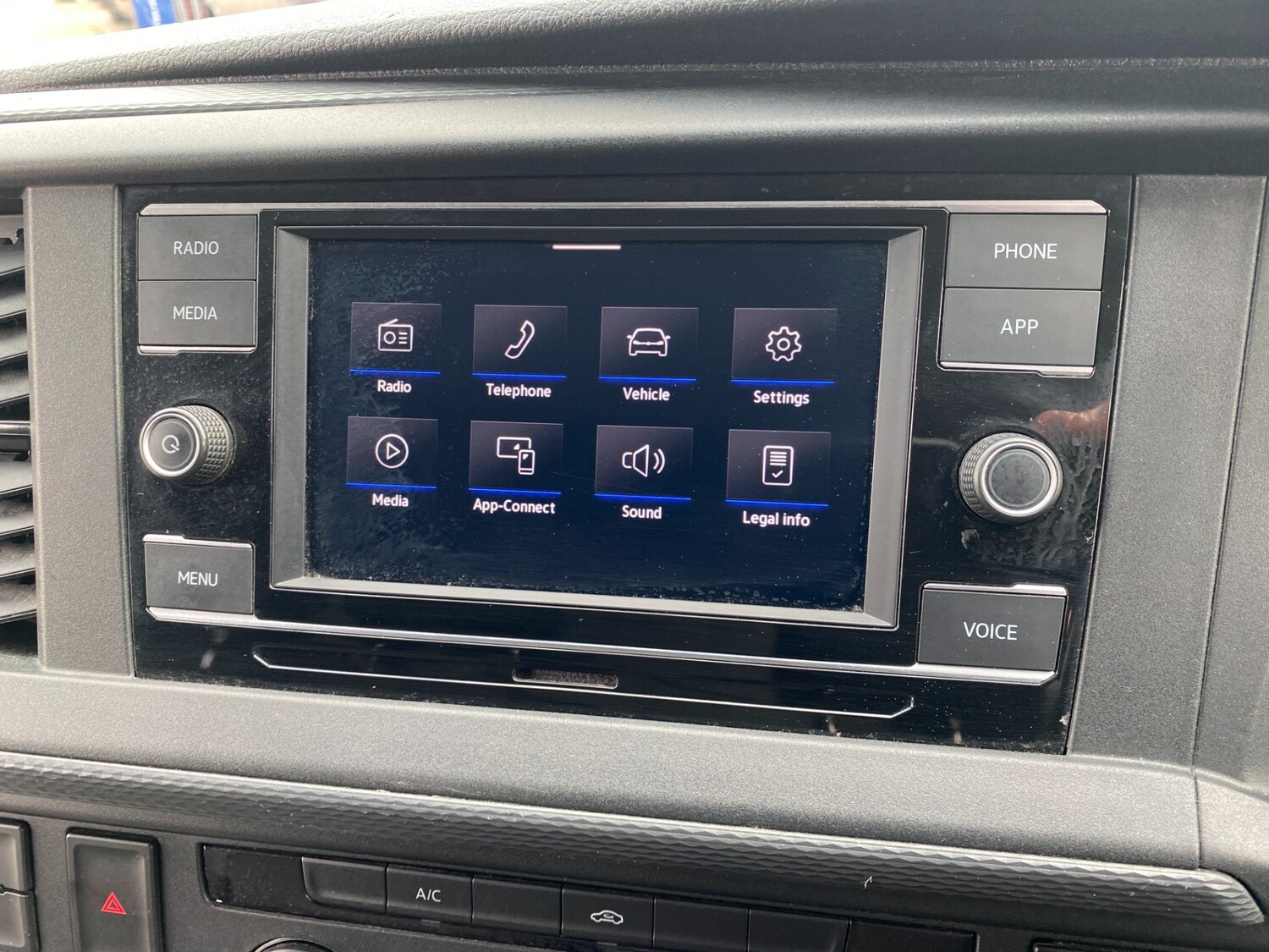 Used Volkswagen Transporter 2022 for sale - 76220376: Photo 10