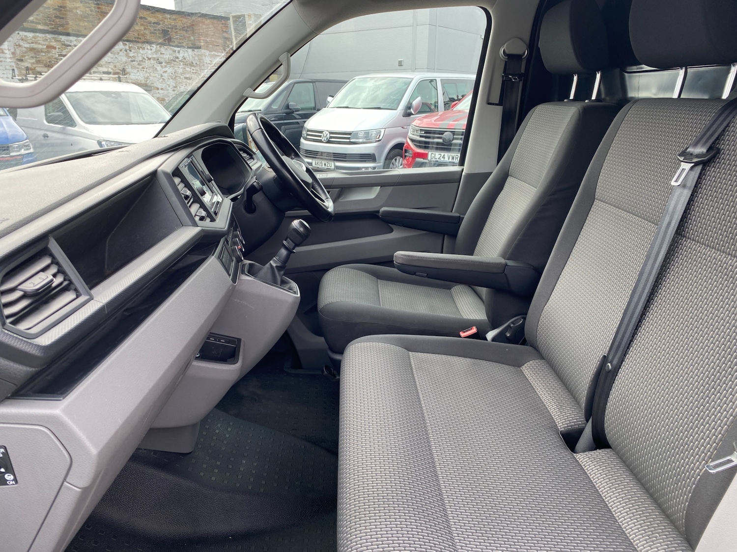 Used Volkswagen Transporter 2022 for sale - 76220376: Photo 7