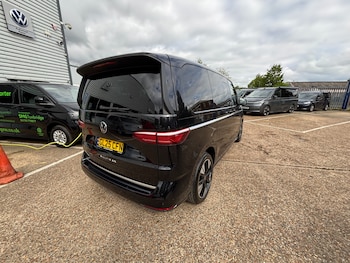 Used Volkswagen Multivan 2025 for sale - 78582172: Photo