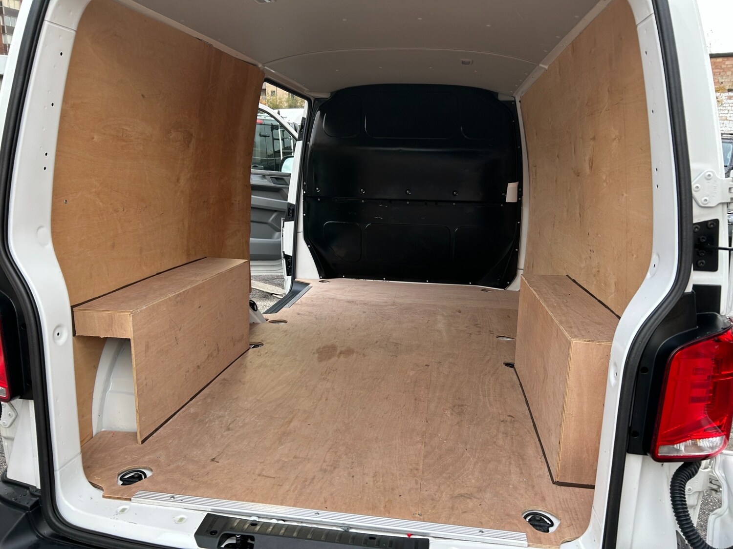 Used Volkswagen Transporter 2024 for sale - 76600166: Photo 17