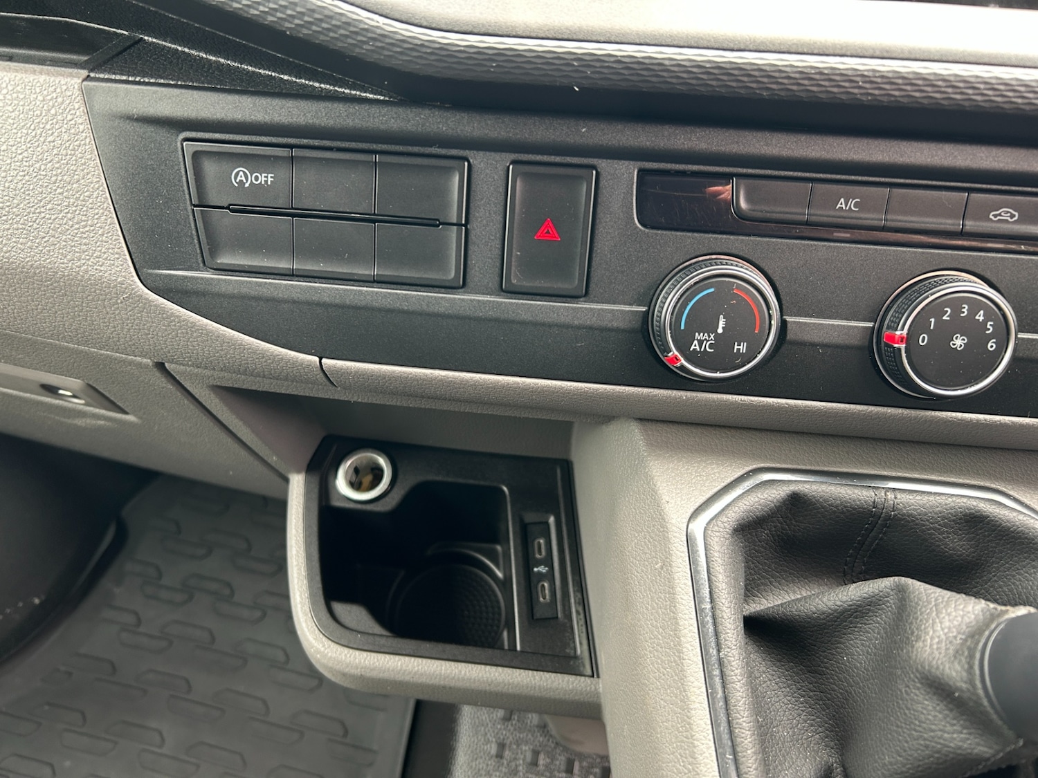 Used Volkswagen Transporter 2022 for sale - 78091402: Photo 15