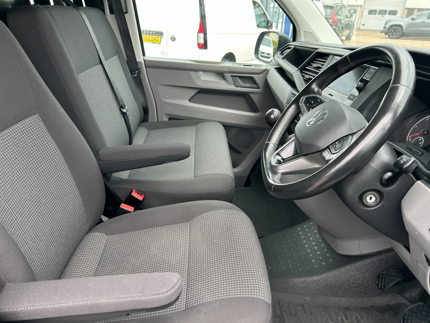 Used Volkswagen Transporter 2022 for sale - 78091402: Photo 9