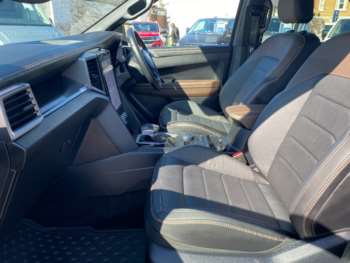 Used Volkswagen Amarok 2024 for sale - 75130201: Photo