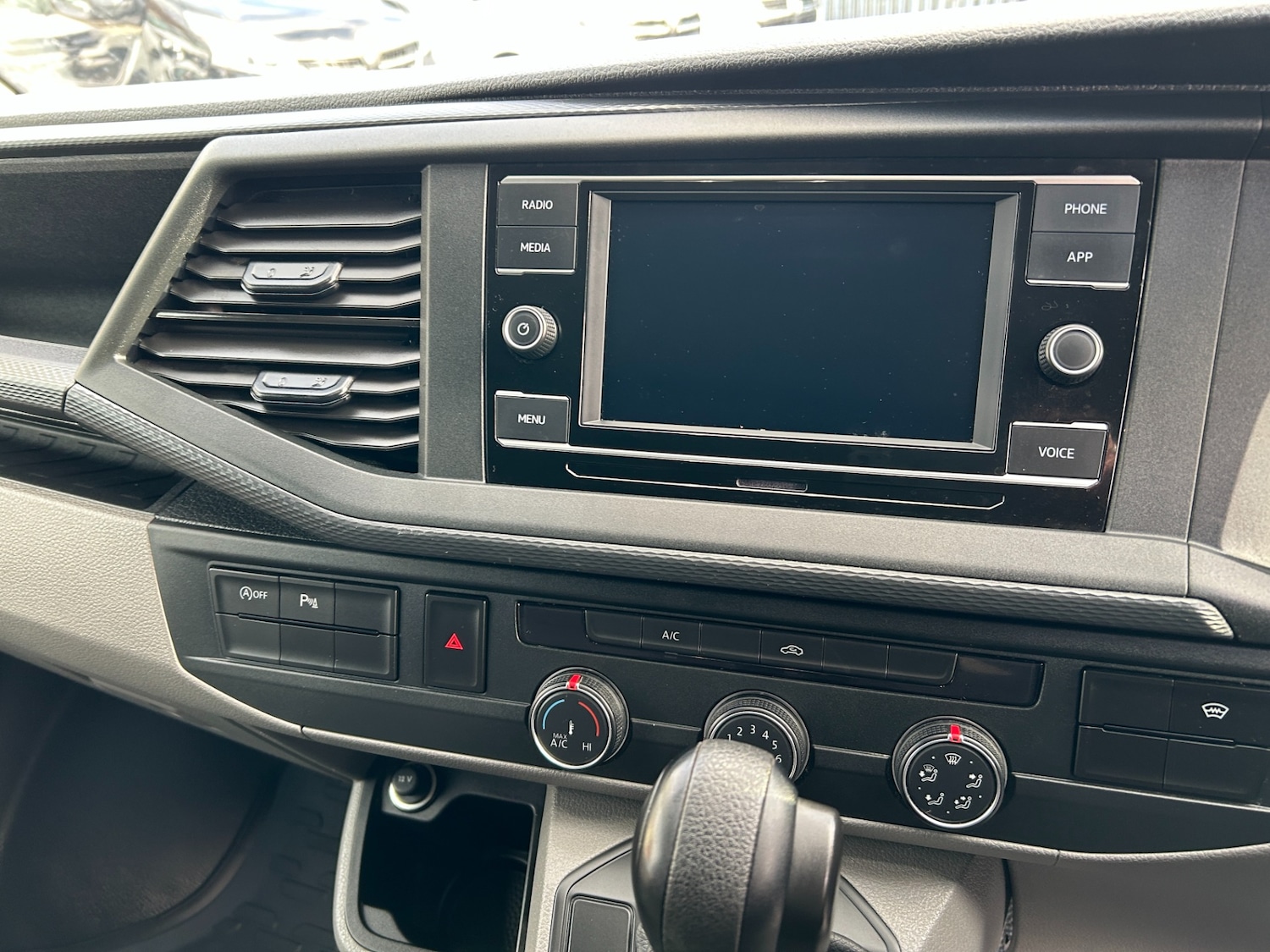 Used Volkswagen Transporter 2023 for sale - 77259312: Photo 17