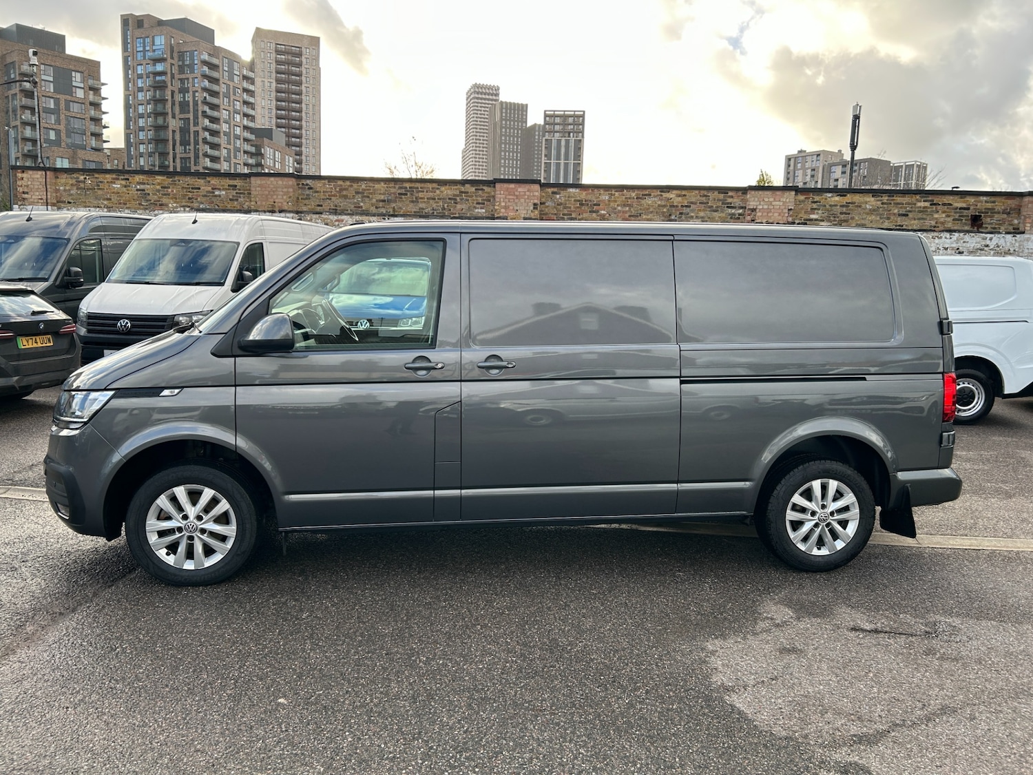 Used Volkswagen Transporter 2023 for sale - 77259312: Photo 5