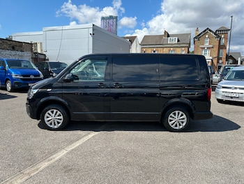 Used Volkswagen Transporter 2021 for sale - 79444201: Photo