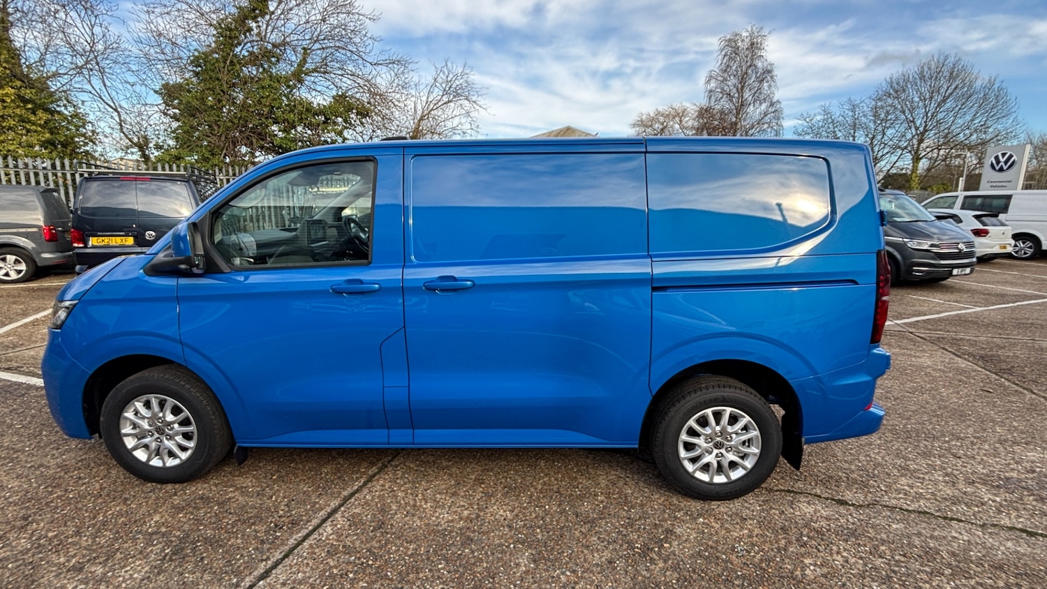 Used Volkswagen Transporter 2025 for sale - 78176617: Photo 3