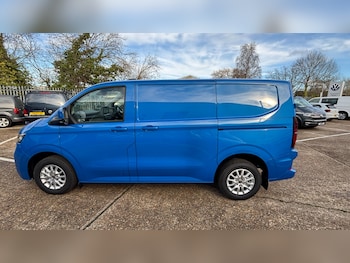 Used Volkswagen Transporter 2025 for sale - 78176617: Photo