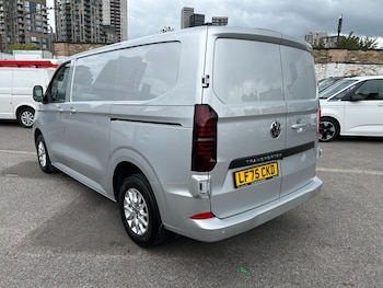 Used Volkswagen Transporter 2025 for sale - 78655376: Photo