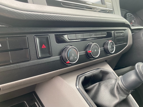 Used Volkswagen Transporter 2021 for sale - 76206250: Photo 10