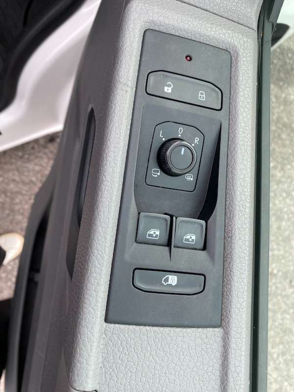 Used Volkswagen Transporter 2021 for sale - 76206250: Photo 13