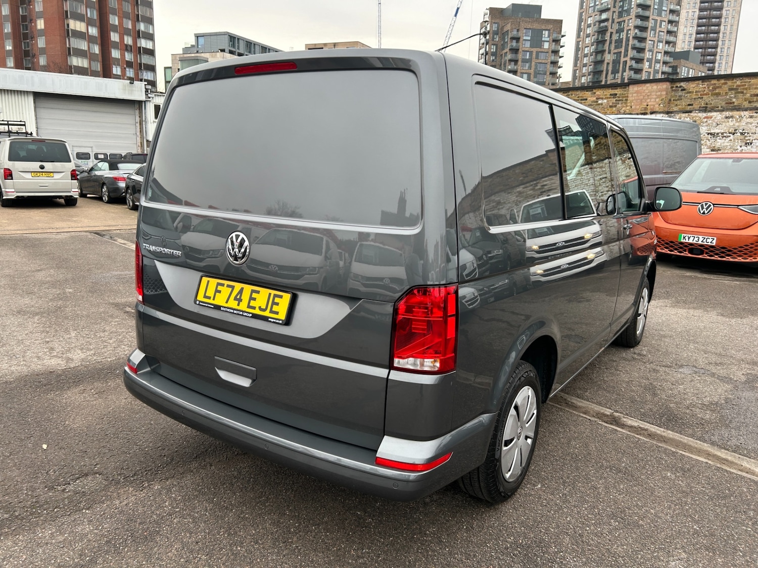 Used Volkswagen Transporter 2024 for sale - 77258622: Photo 8