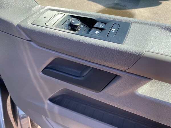 Used Volkswagen Transporter 2024 for sale - 75249451: Photo 9