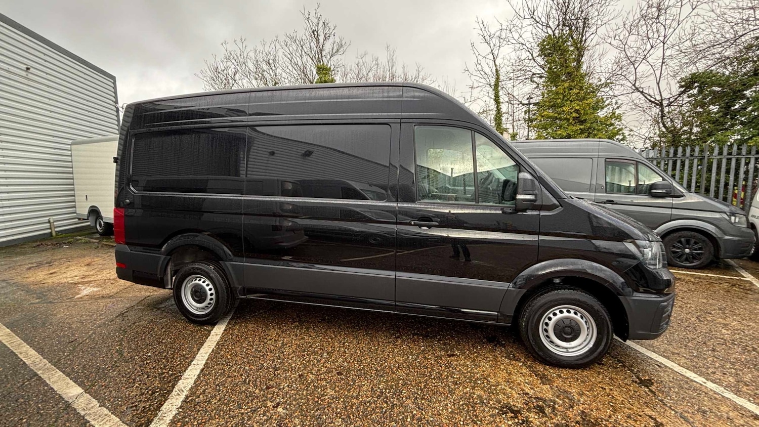 Used Volkswagen Crafter 2025 for sale - 77501766: Photo 2