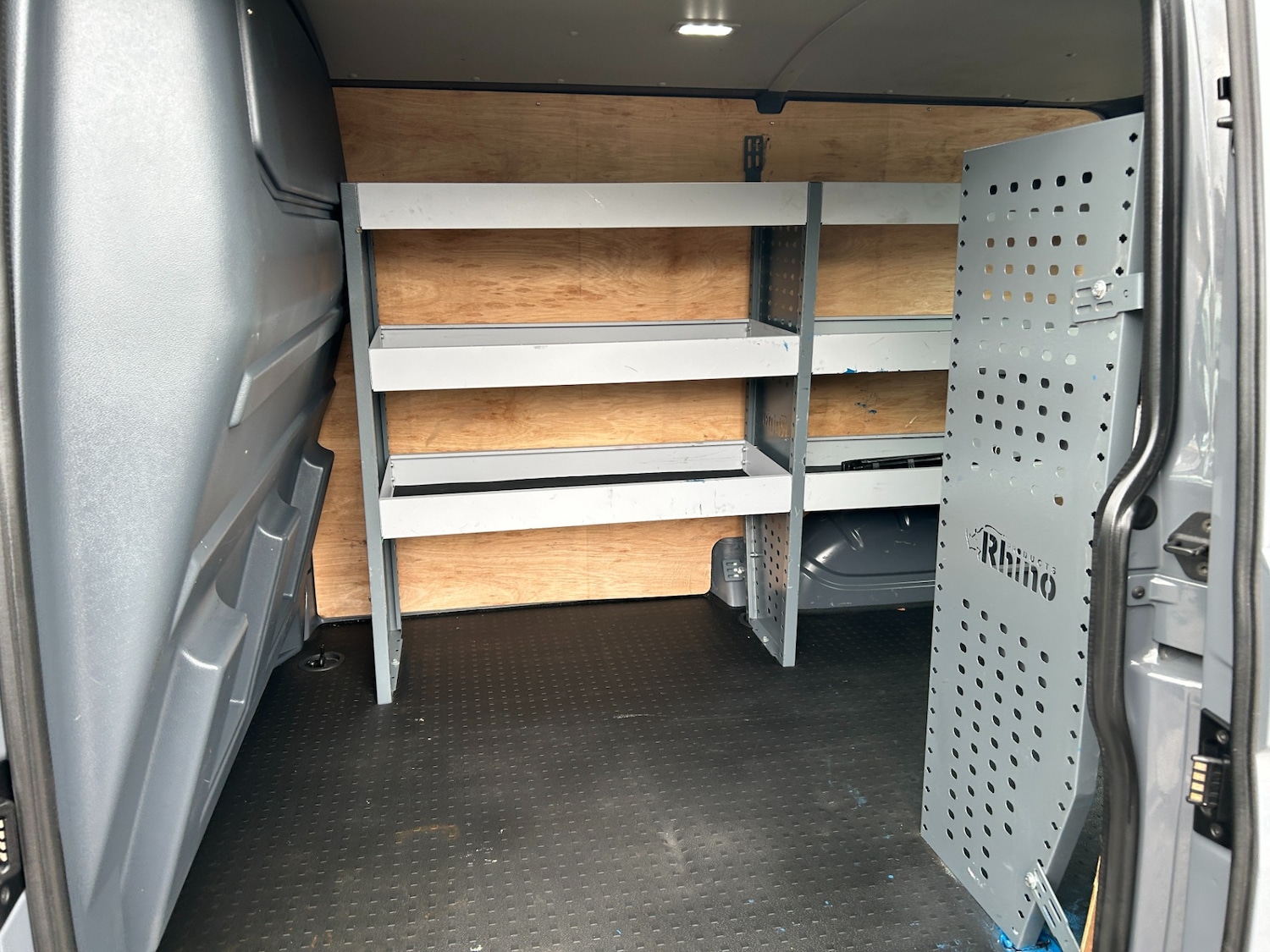 Used Volkswagen Transporter 2023 for sale - 76401874: Photo 15