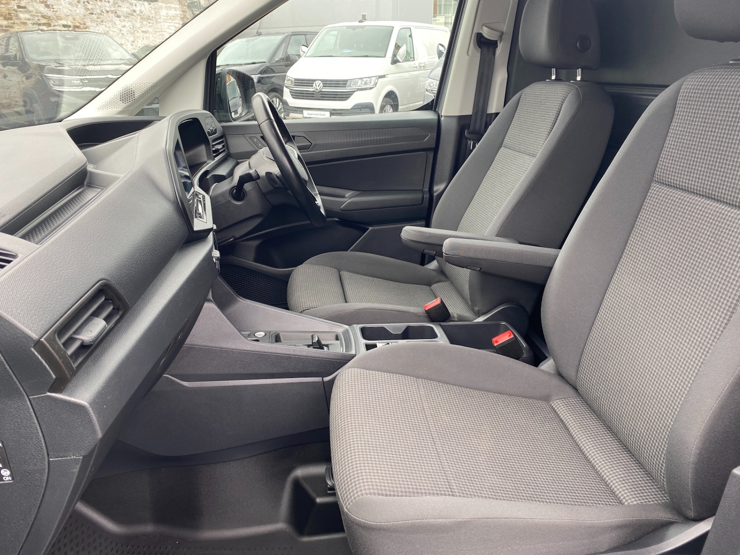 Used Volkswagen Caddy 2024 for sale - 75996139: Photo 5