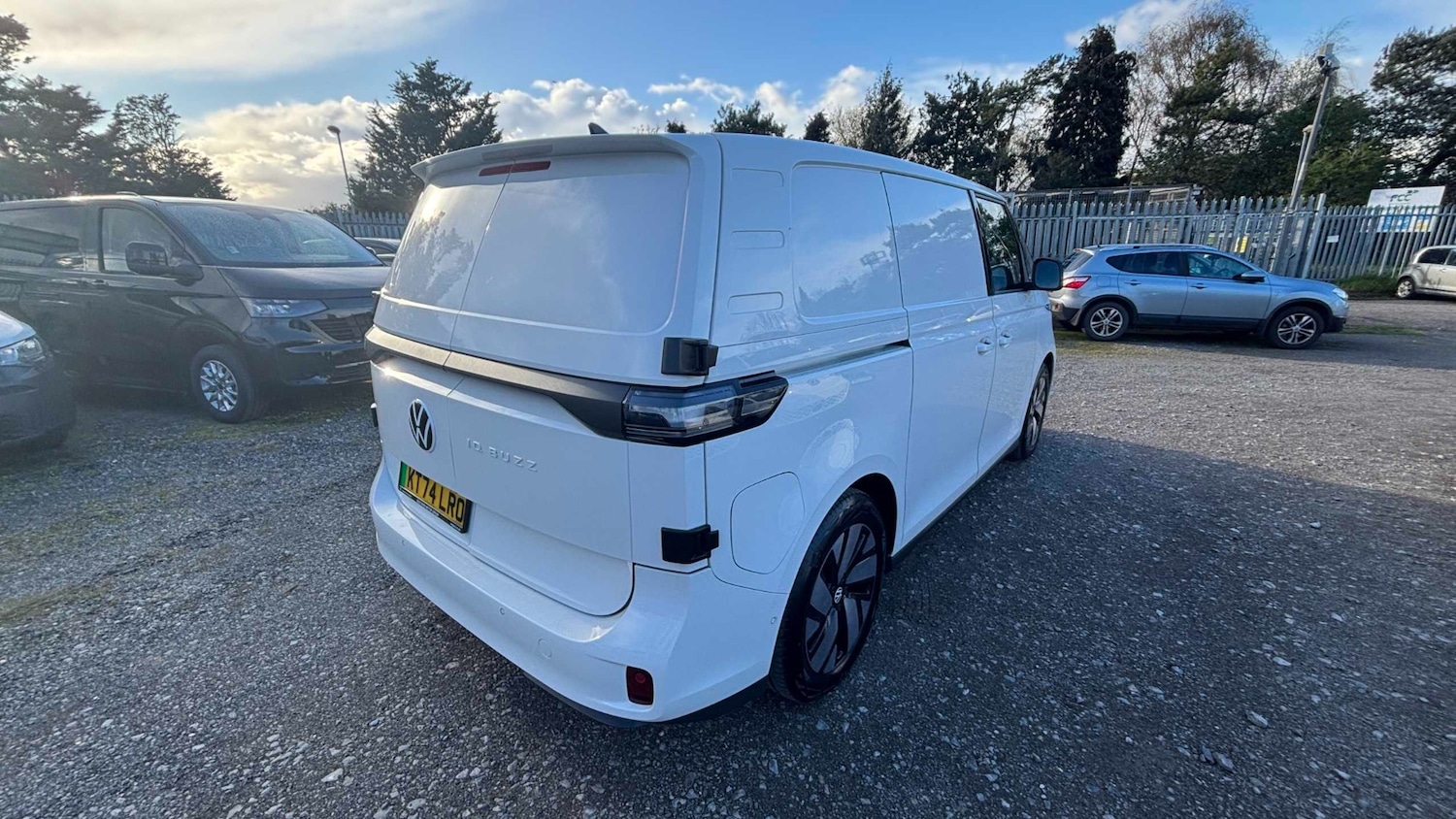 Used Volkswagen ID.3 2024 for sale - 78027488: Photo 3