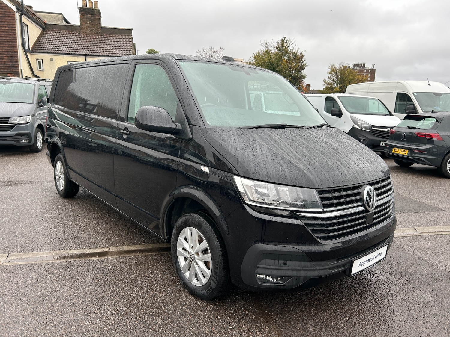 Used Volkswagen Transporter 2023 for sale - 76565131: Photo 1